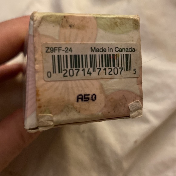 Clinique beyond perfecting foundation+ concealer WN 114 Golden NIB - Picture 8 of 8